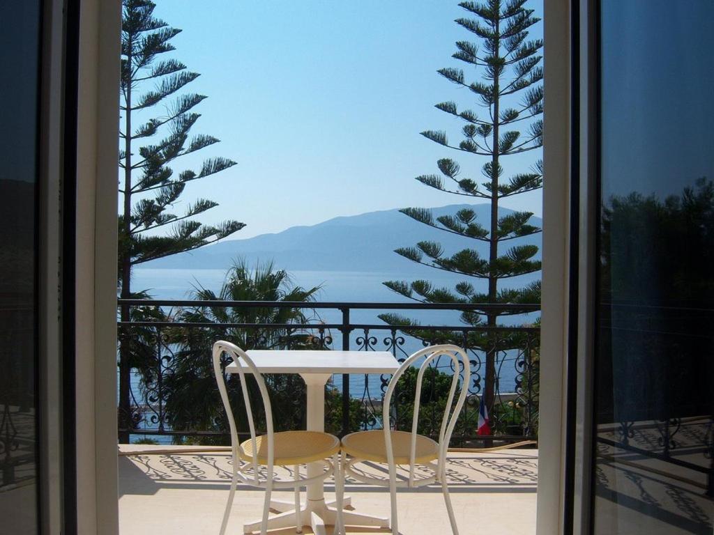Gonatas 3* Agia Efimia